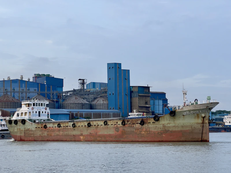 bbm impor malaysia singapura siapa senyum dibalik data