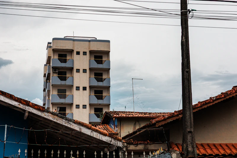 hunian mbr lahan lippo filantropi atau taktik elit
