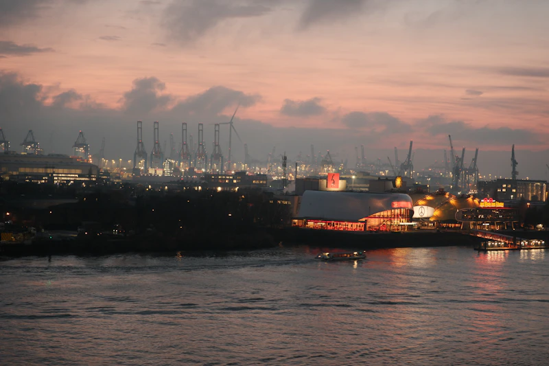 kabar baik tanker pertamina diplomasi tengah badai maritim