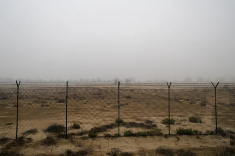 langit timur tengah kian kelabu siapa untung di balik henti terbang