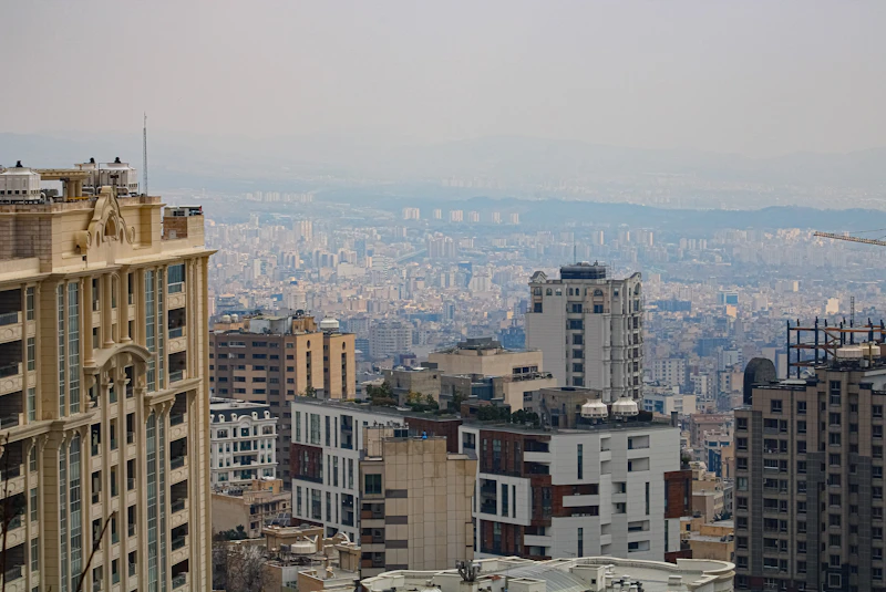 rudal iran hantam israel siapa untung