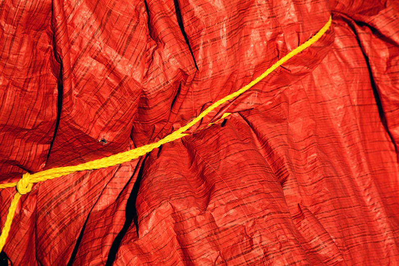 selat hormuz bergolak 3 abk wni hilang siapa bertanggung jawab