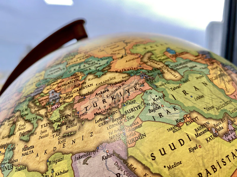 trump gebuki iran minyak naik siapa untung