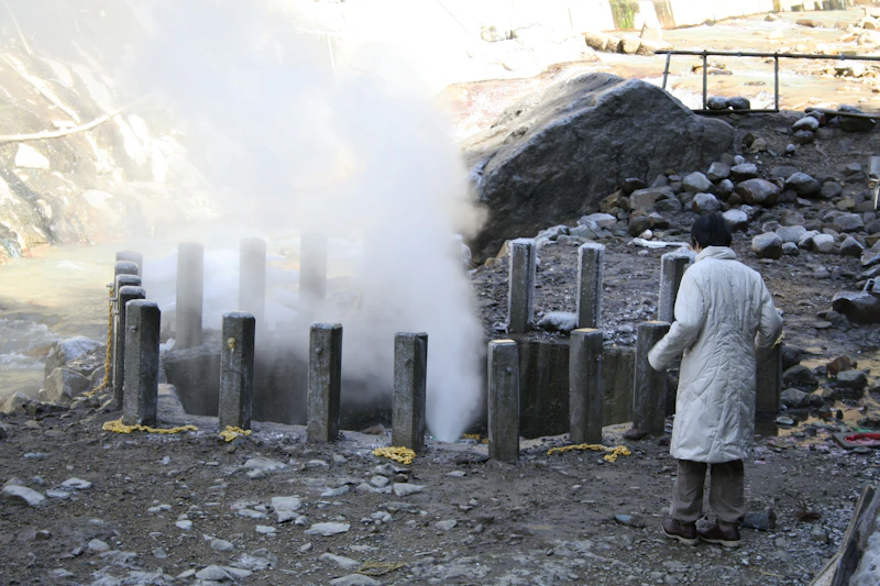 analisis kenaikan harga acuan nikel 140 persen formula baru siapa untung