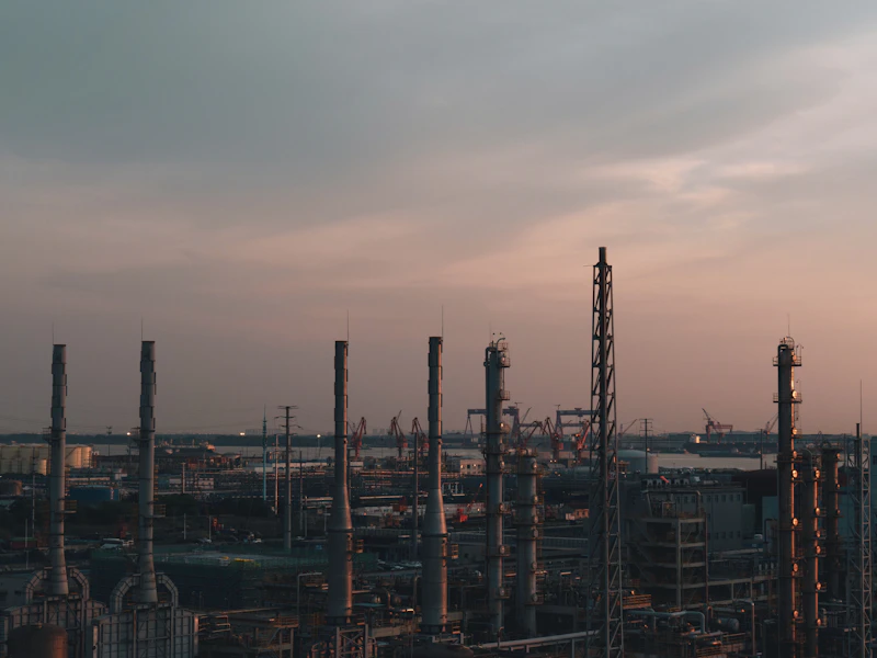 kilang bensin pertamina pangkas impor analisis sisi wacana