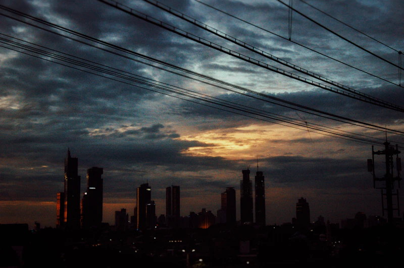 pln klaim pulih 100 ada apa dibalik janji terang benderang