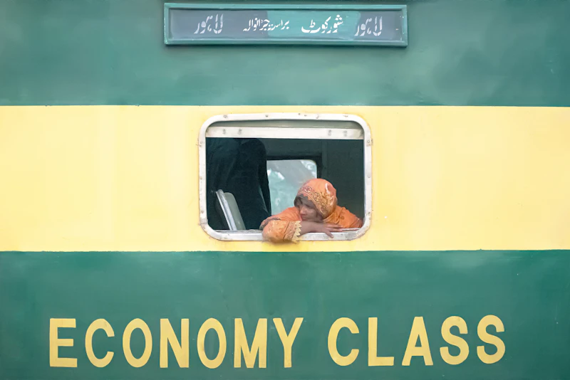 subsidi bbm tetangga ri gejolak iran bakar keadilan