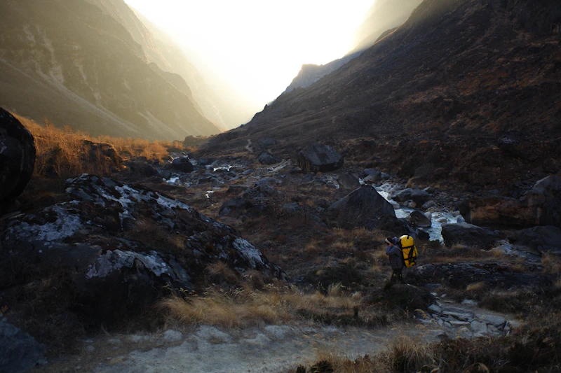 tragedi helikopter kalbar 8 tewas analisis keselamatan penerbangan nasional