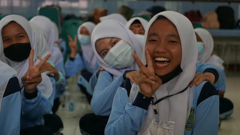 akses kampus anak buruh solusi fundamental atau kosmetik belaka