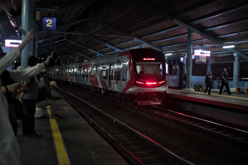 janji mrt gibran megaproyek atau manuver elektoral