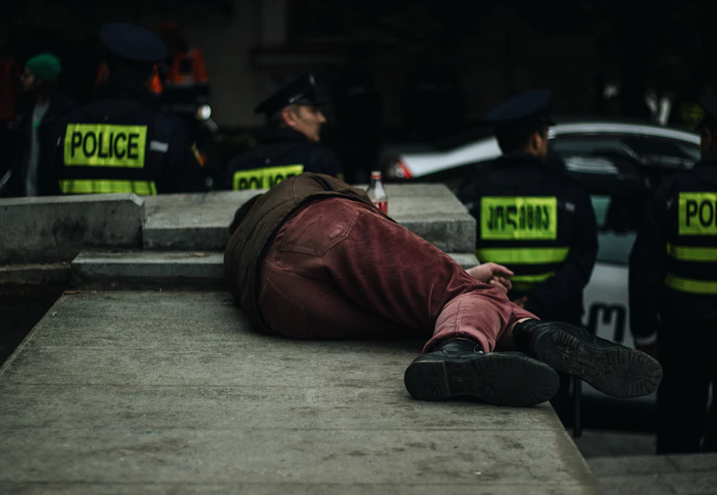 pigai tolak tembak begal polda metro hukum tekanan massa