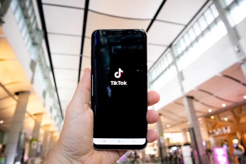 tiktok akui salah blokir akun dewasa siapa diuntungkan