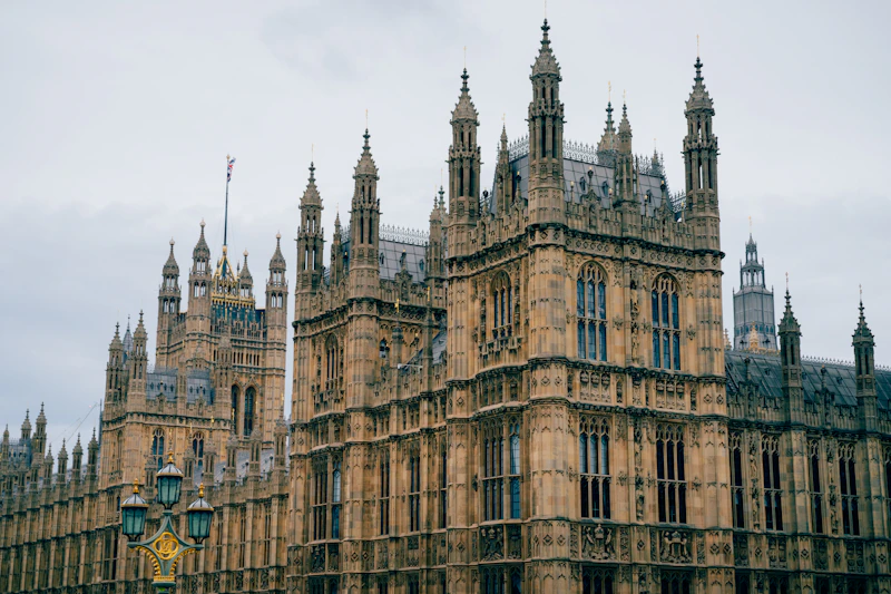 gejolak westminster keir starmer mundur partai buruh