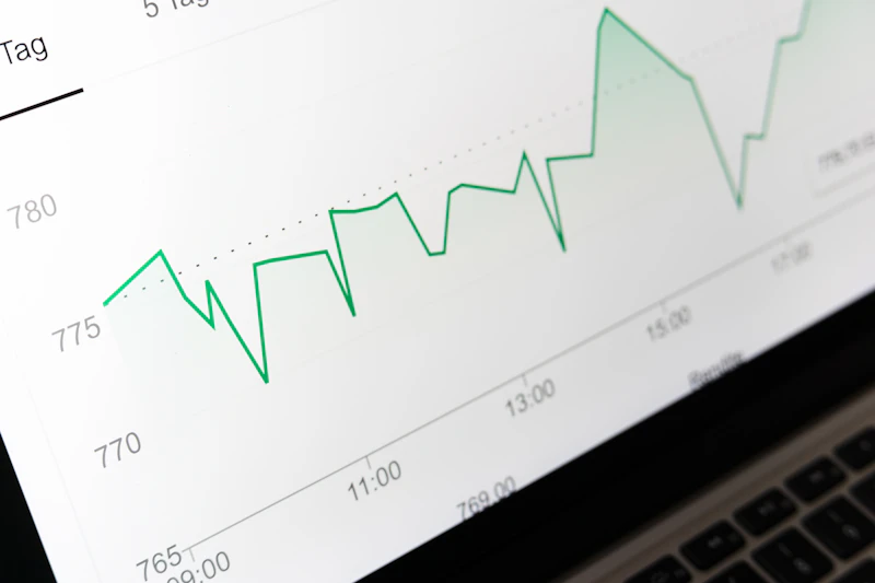 jebakan angka manis triliunan ekonomi digital untuk siapa sebenarnya