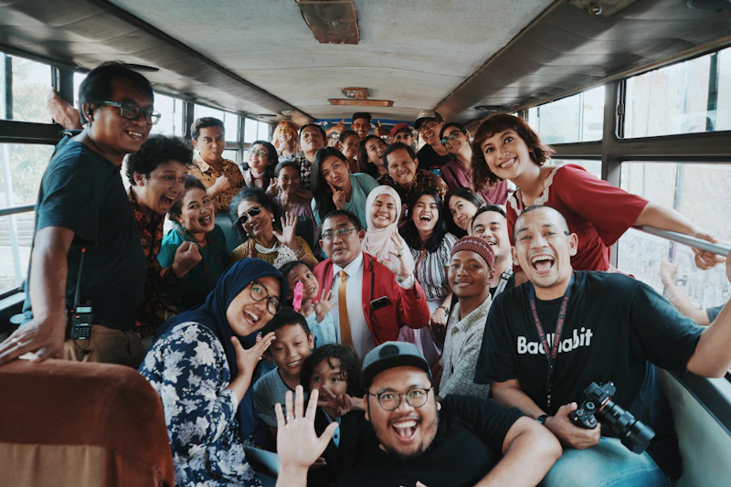 kdm solidaritas jaring pengaman sosial atau manuver politik