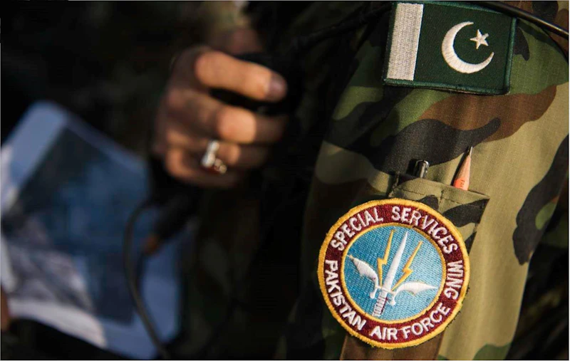 pakistan serangan paramiliter hak asasi manusia