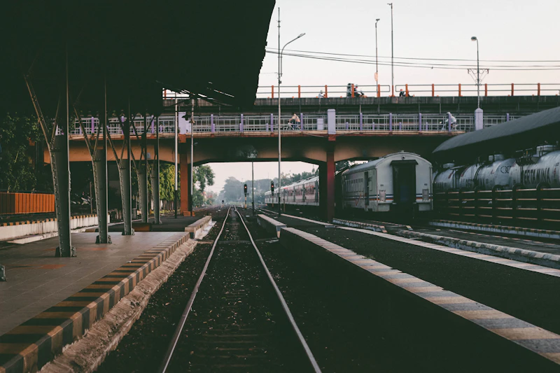 krl jepang surabaya sidoarjo analisis sisi wacana