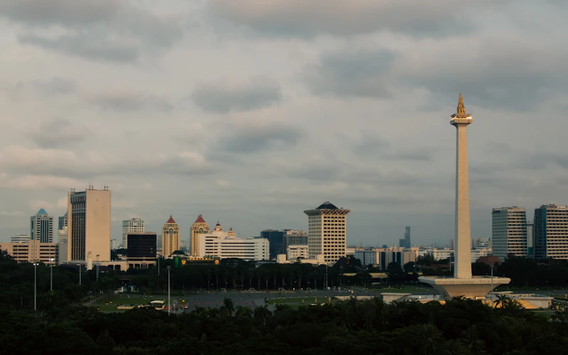 ri negara terkaya ke 4 2045 proyeksi elit vs realita rakyat