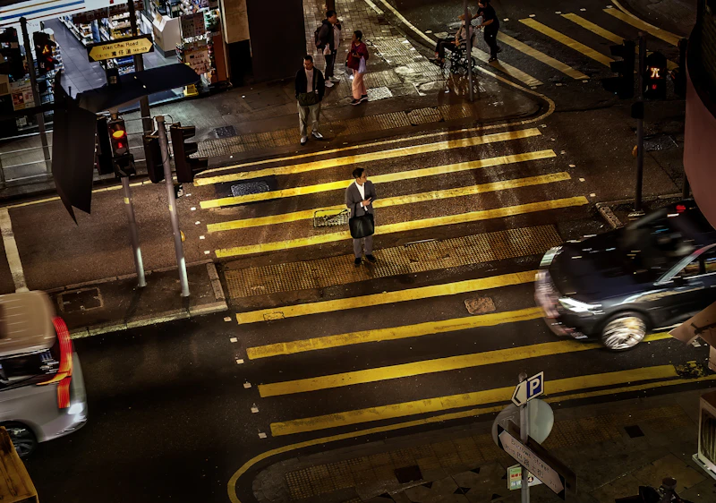 satpam alphard bundaran hi pelican crossing aturan khusus