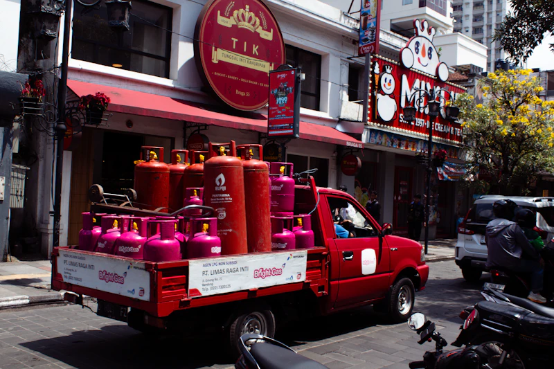 diskon lpg pertamina kado manis atau gimmick klasik elit