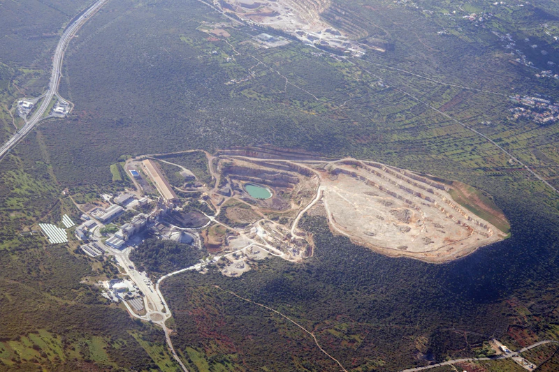 freeport tambang baru investasi rp72 triliun analisis siswa