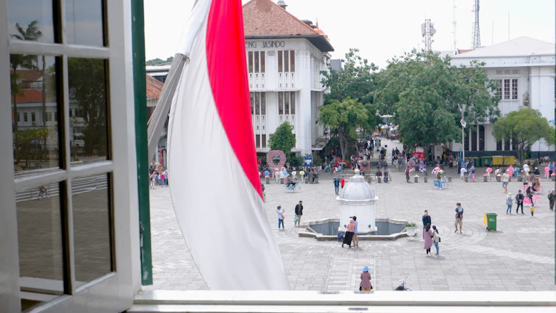 istana turun gunung kemerdekaan merata 40 titik dki jakarta