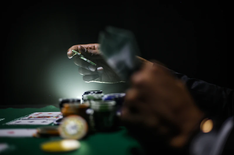 jerat judi online ketika senayan berbalut taring mafia