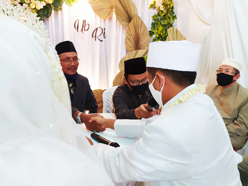 prabowo puji bahlil sinyal konsolidasi kekuatan elit