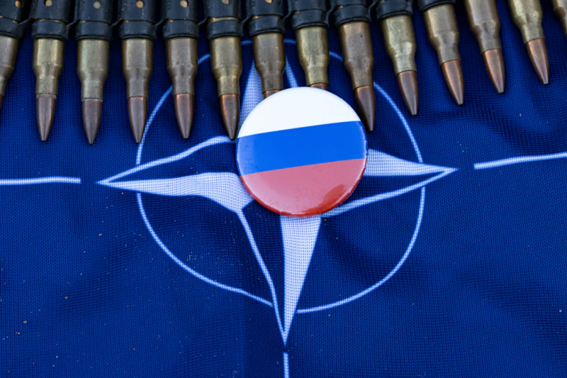siaga perang baru nato vs rusia kode tangan kanan putin mengguncang