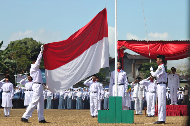 sisi wacana momen istana siapa sebenarnya yang tengah berkuasa