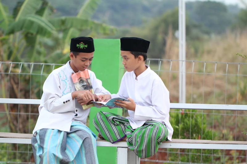 tawa elit bahlil jokowi prabowo analisis sisawacana