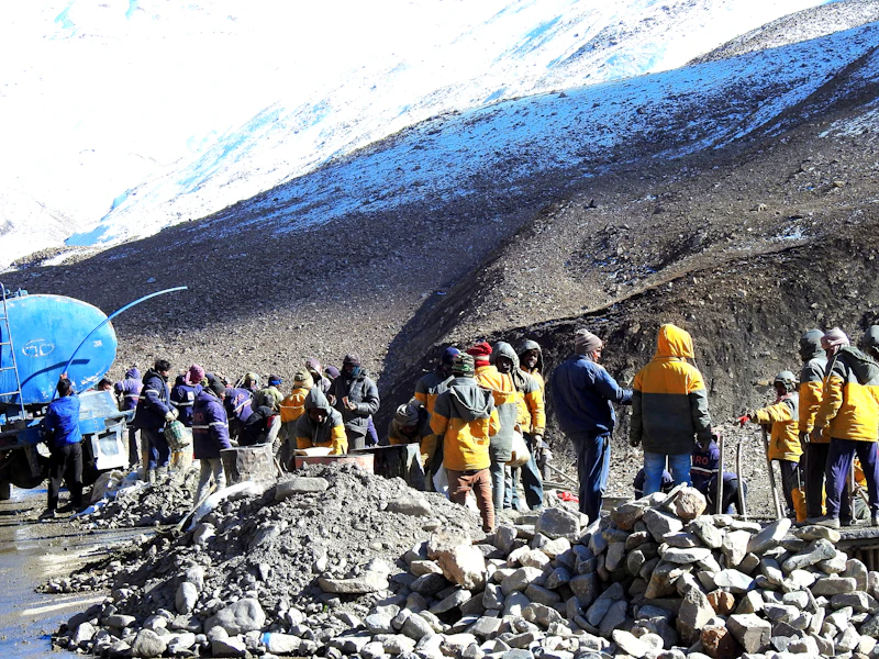 tragedi himalaya banjir nepal tibet tata kelola dipertanyakan