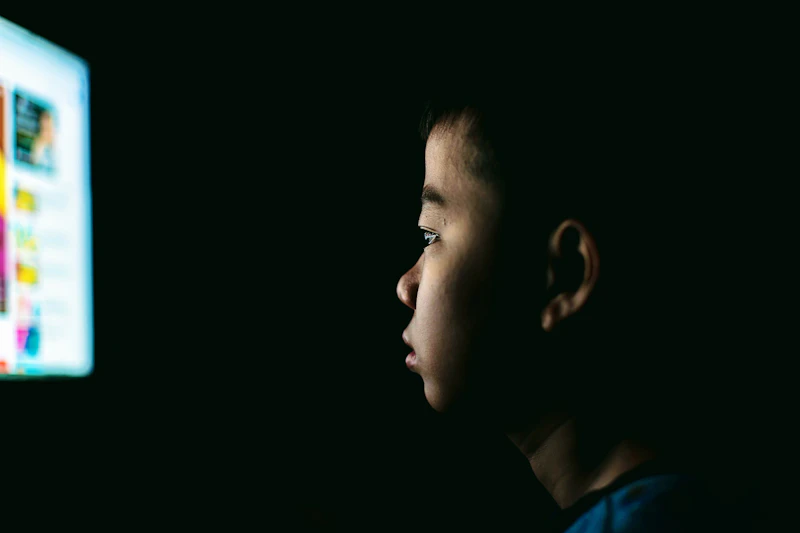 tragedi penembakan sekolah thailand konten kekerasan digital