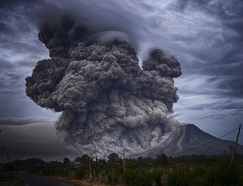 4 gunung api erupsi serentak alarm alam indonesia