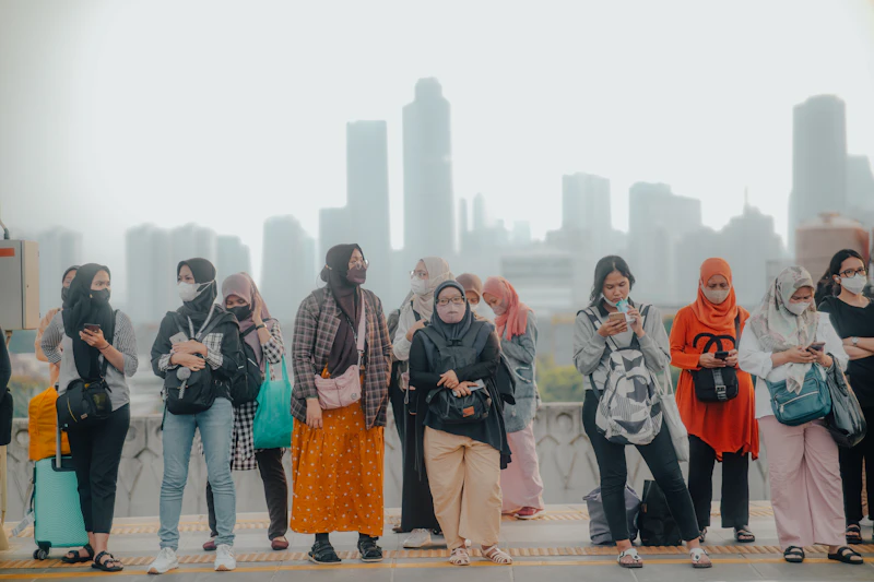 gebrakan atau loyo menanti manuver kader sri mulyani di lapangan banteng
