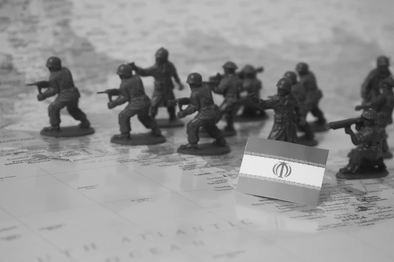 saling gertak global trump xi iran siapa untung