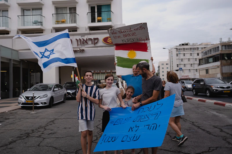 armagedon politik israel tahta netanyahu di ujung tanduk