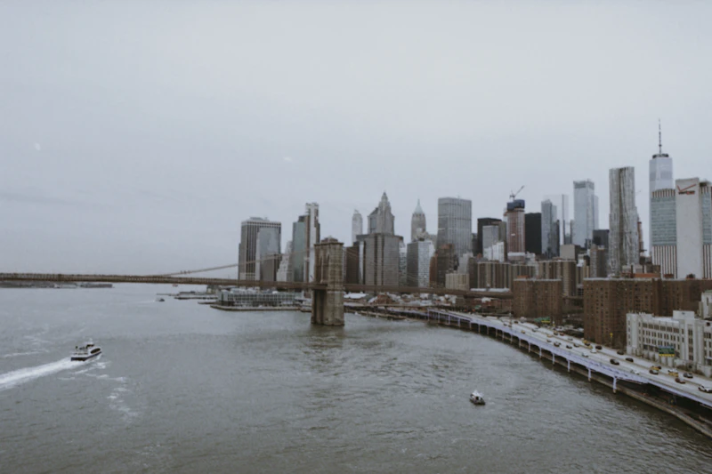 ketika new york darurat ancaman iklim dan resiliensi kota