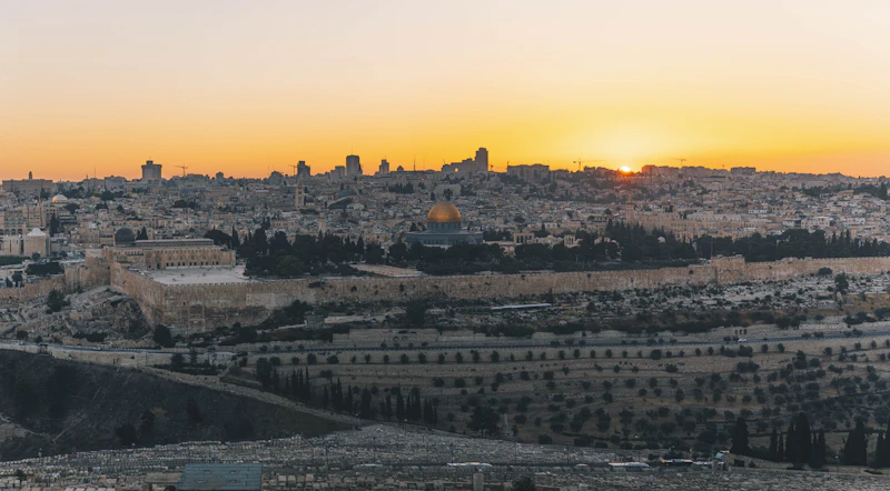 perebutan tahta israel ujian berat gelombang polarisasi