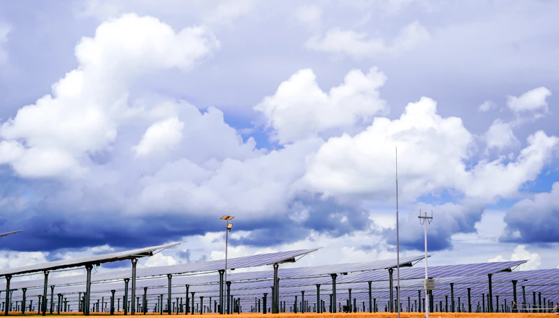 suroso isnandar dirut pln masa depan energi